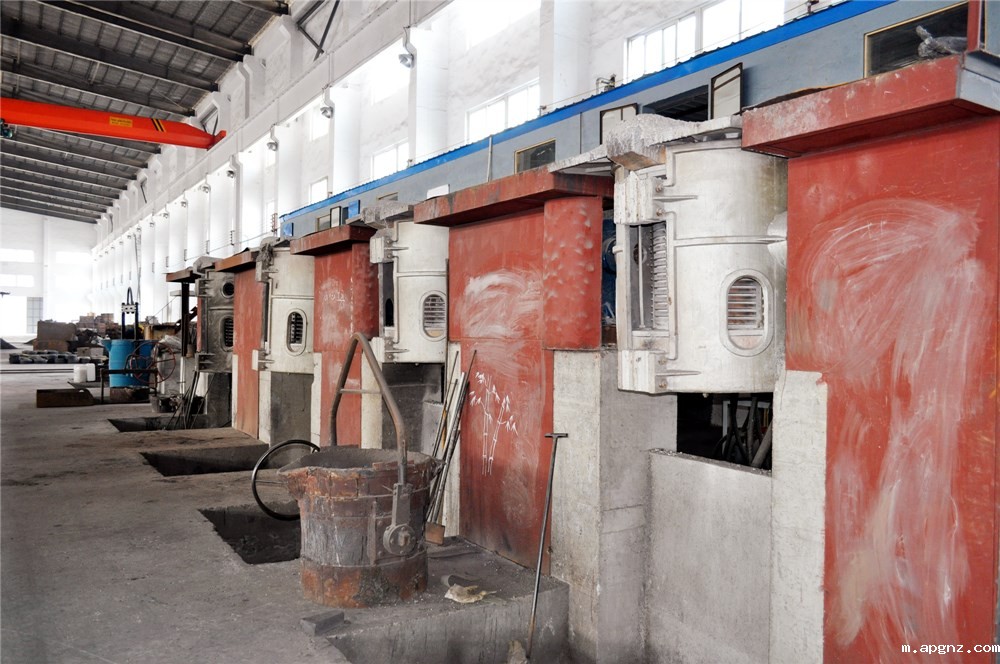 铸造厂家分享：电炉熔炼铸造工艺及常见缺陷防治