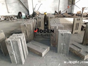 面对板锤问题铸造厂家应该怎么解决？